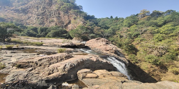 Dokarichanchara Waterfall